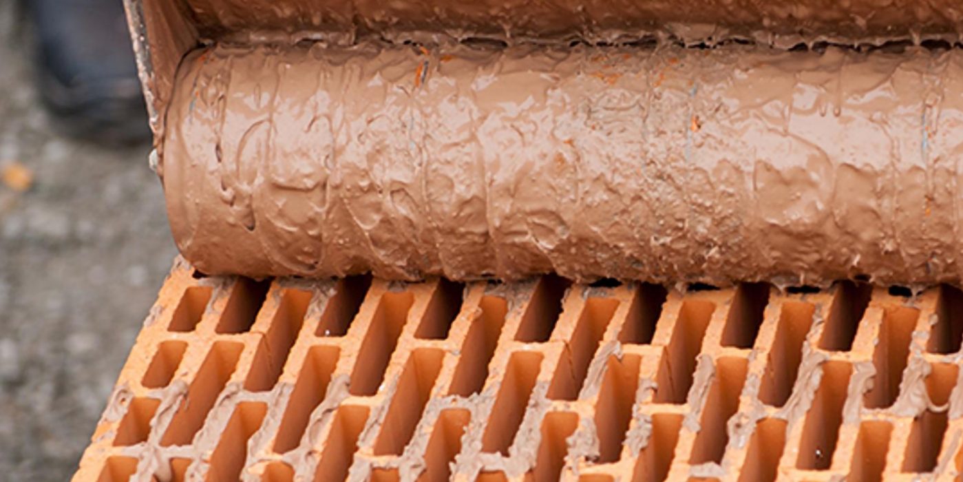 usage of mortar over bricks