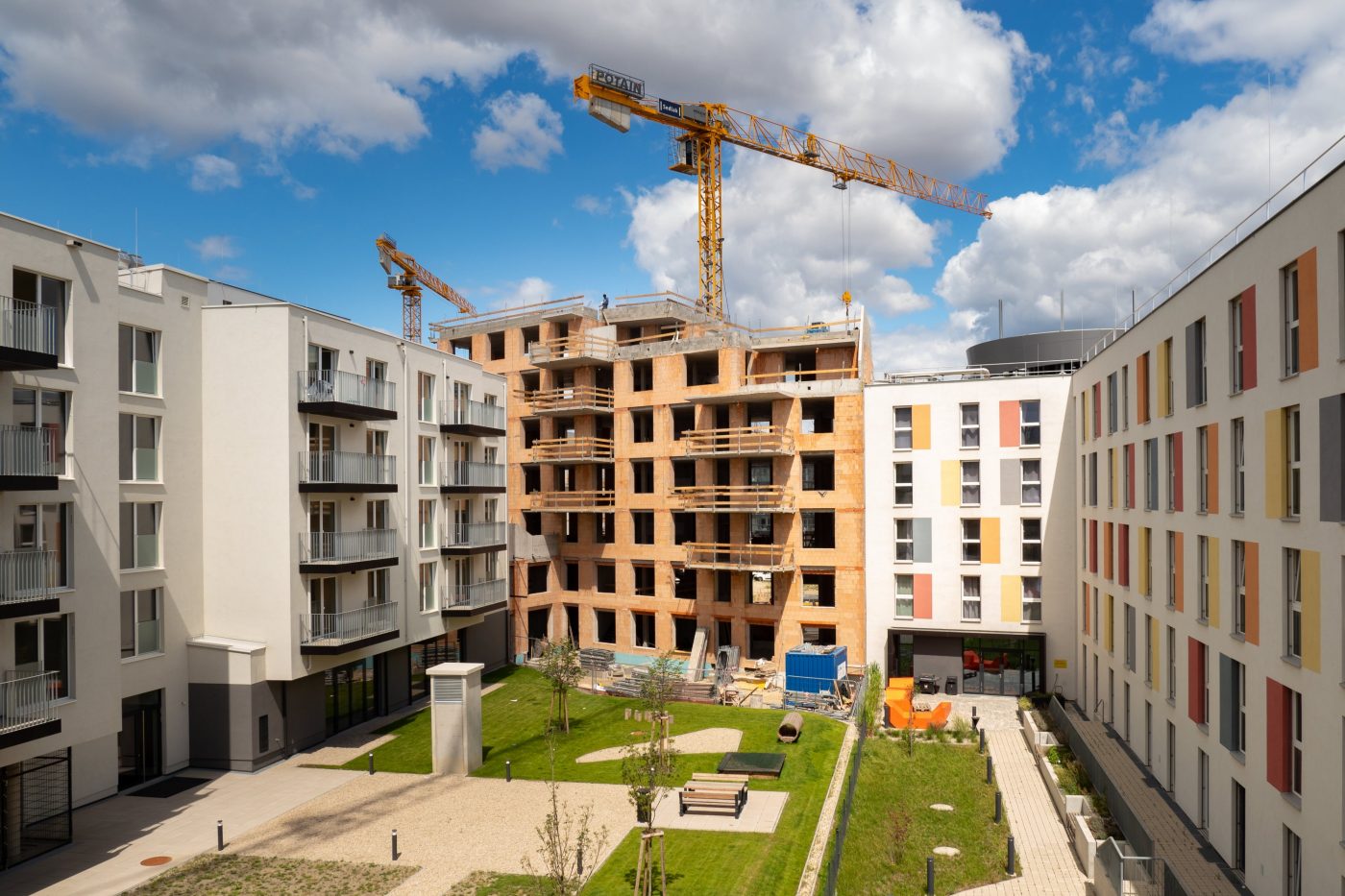 Referenz Loft Living in Wien mit Porotherm 44 W.i Objekt Plan, Porotherm 44 W.i Plan, Porotherm 32 W.i Objekt Plan und Deckenrandschalen DRS 200