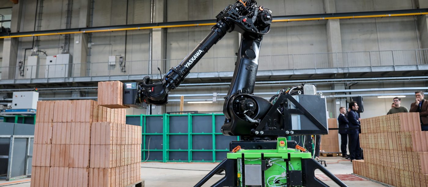 Bild 2: Ziegelroboter WLTR